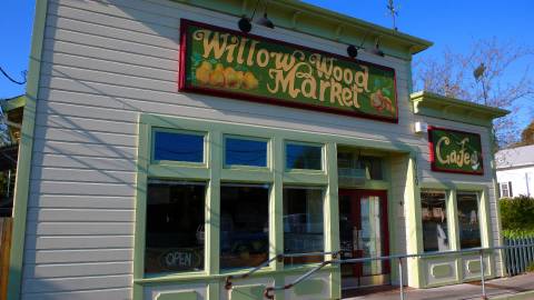 Willow Wood Market & Cafe Graton, CA 95444